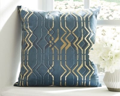 Caelyn Pillow (Set of 4)