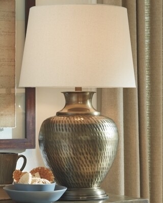 Eviana Table Lamp