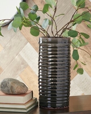 Derry Vase (Set of 2)