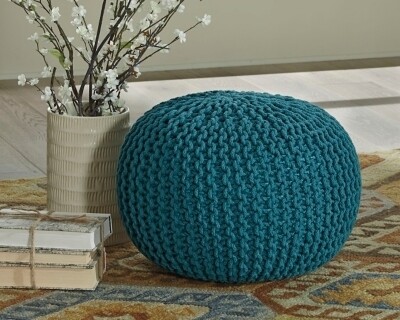 Nils Pouf