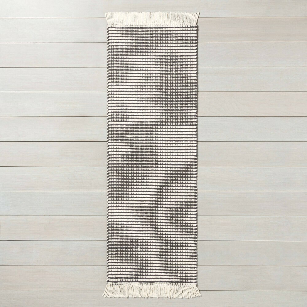 2&#39;4&quot; x 7&#39; Textured Stripe Runner