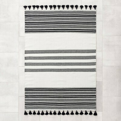 5 x 7 In/Out Rug