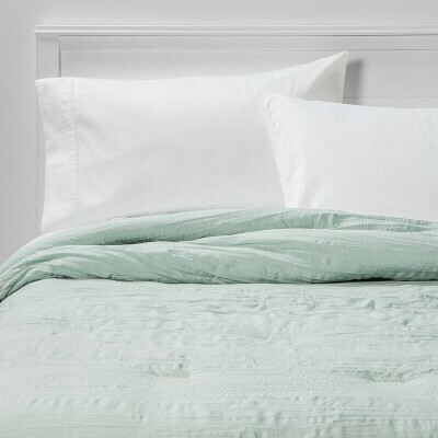 F/Q Mint Comforter