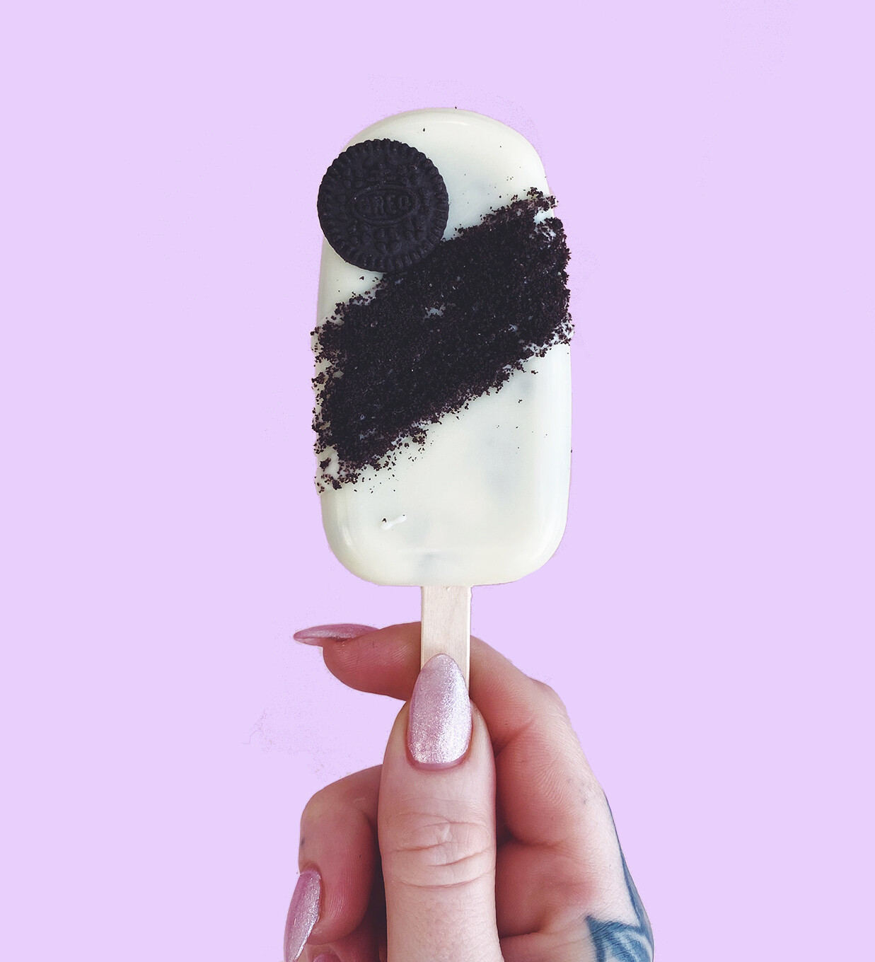 Cookies &amp; Cream Cakesicle