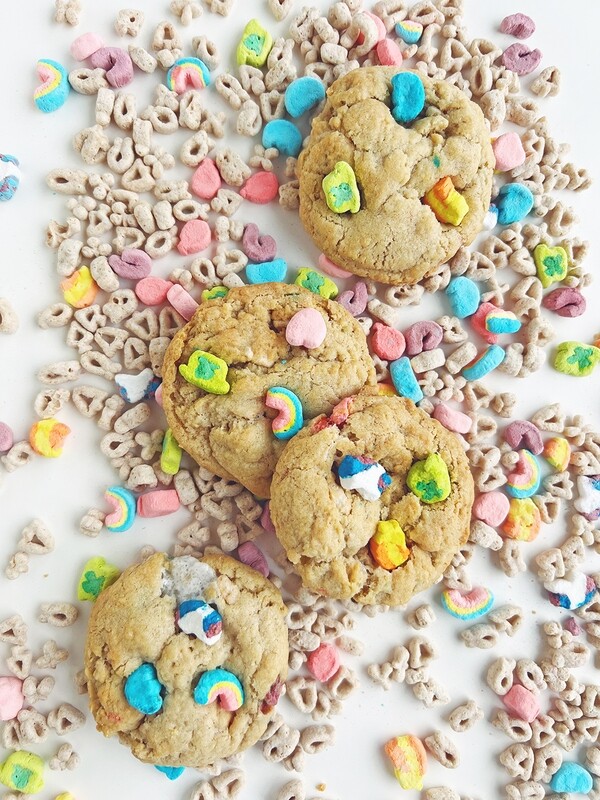 Lucky Charms Cookies