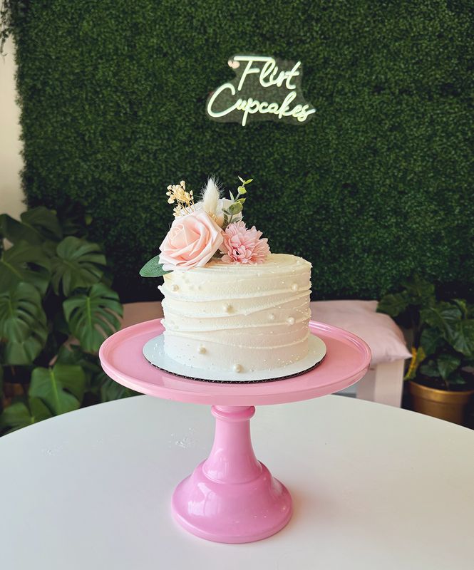 Swirl Textured Cake