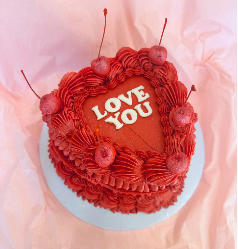 Valentine&#39;s Heart Cake