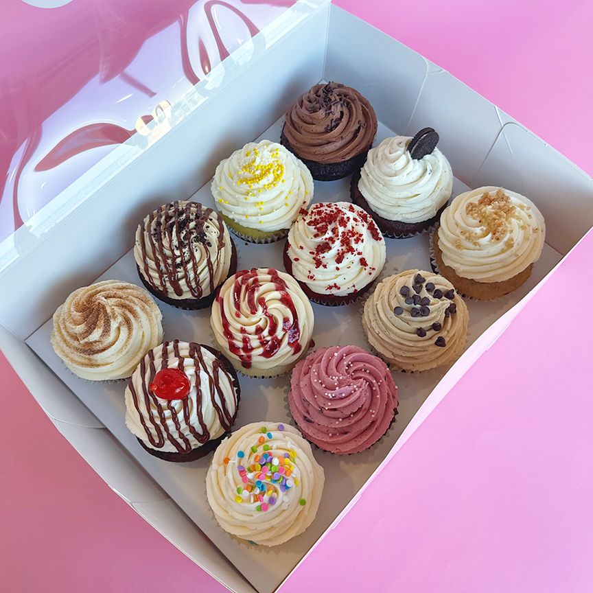 Dozen (12) Classic Cupcakes