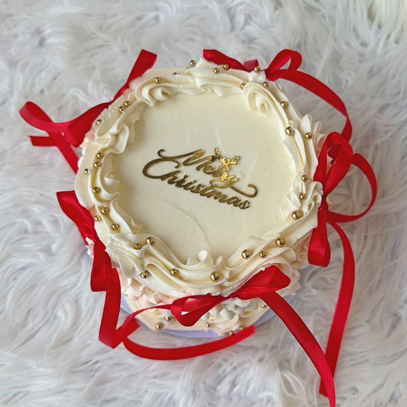 Classic Christmas Ruffle Cake