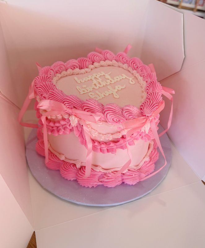 Vintage Heart Cake