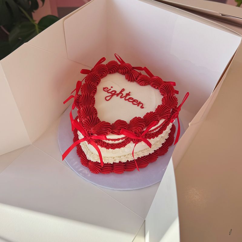 Vintage Heart Cake