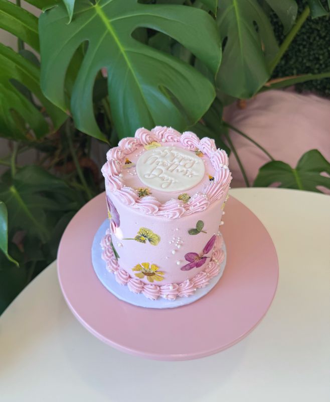 Mother's Day Edible Flower Cake