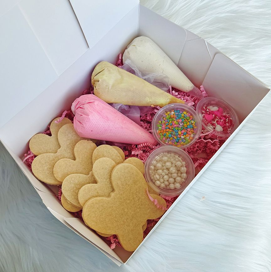 Mother's Day Floral Sugar Cookie Decorating Kit