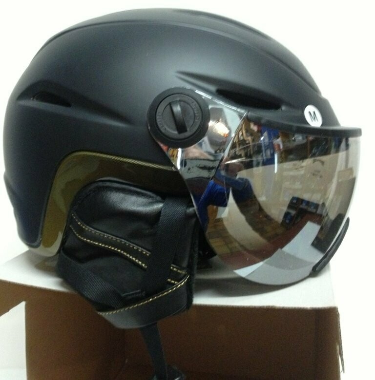 Damen- Skihelm mit Visier 
GIRO S ESSENCE MIPS 18  Größe M