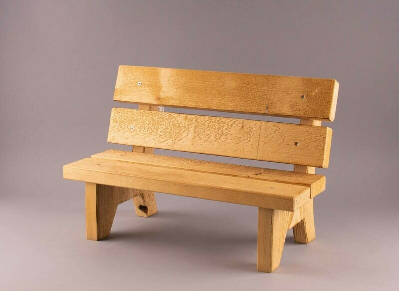 Holzbank