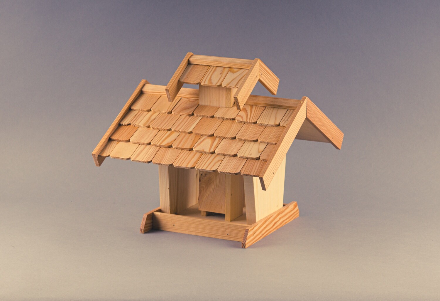 Vogelhaus mit Dachschindeln - Lärche