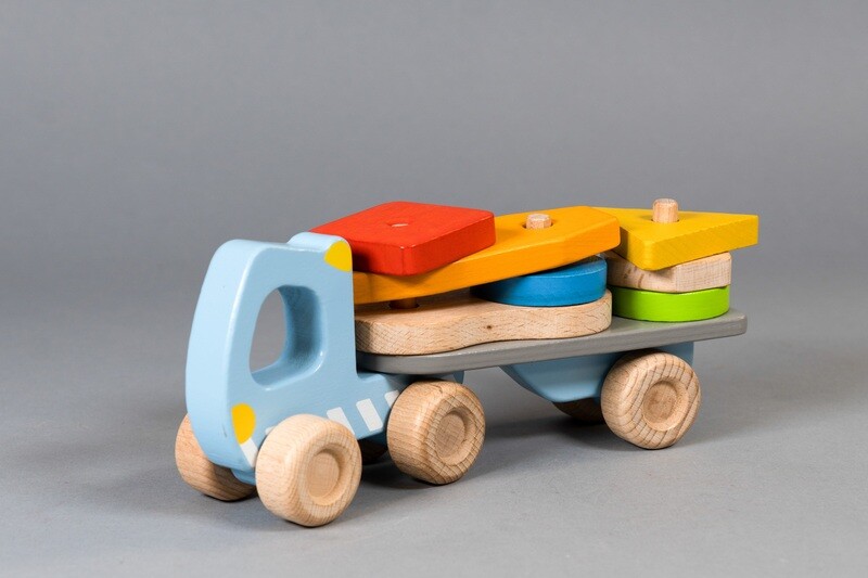 GOKI Lastwagen mit Stapelfracht blau, klein