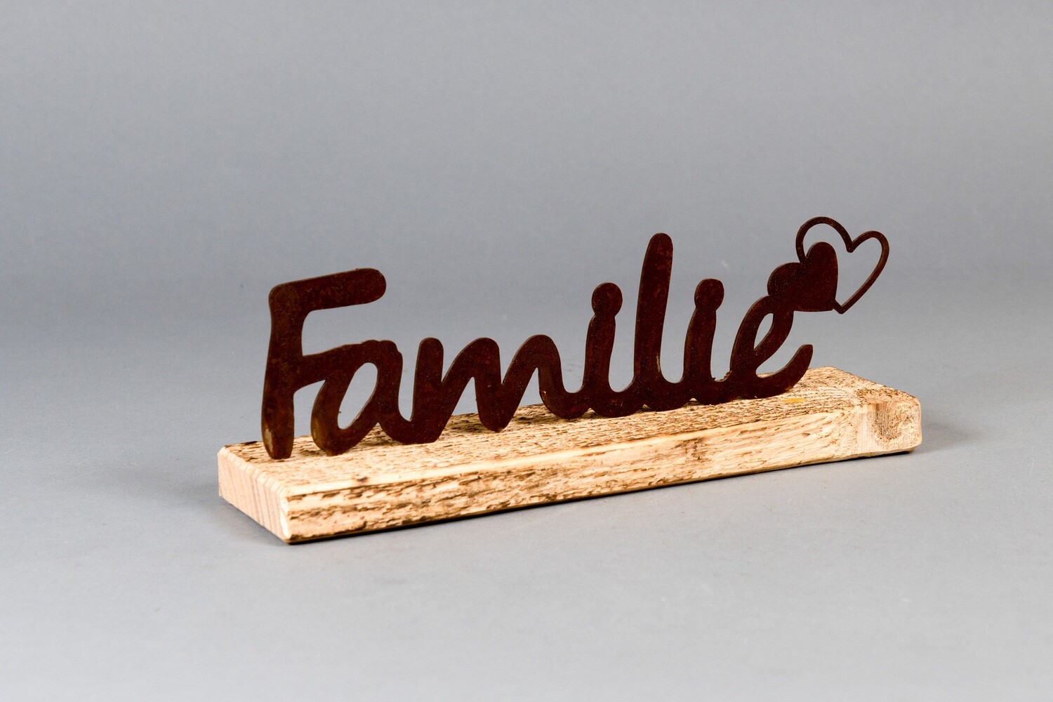 Schriftzug „Familie“