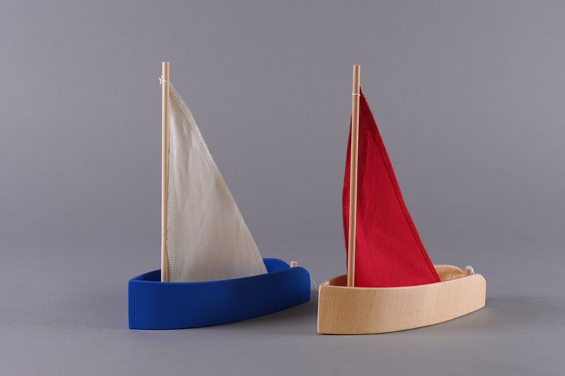 Spielzeug-Segelboote