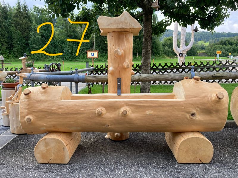 Brunnen 27