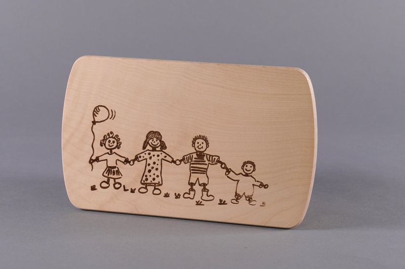 Brotzeitbrett "Kinderschar" klein, natur