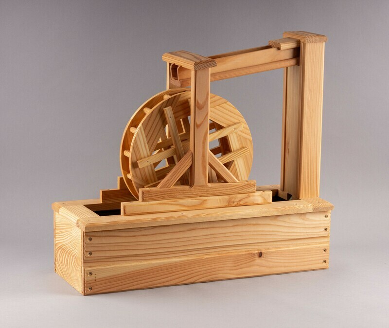 Holz-Wasserrad mit Pumpe Holz-Wasserrad mit Pumpe