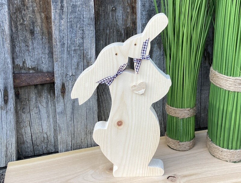 Familienhase Zirbenholz