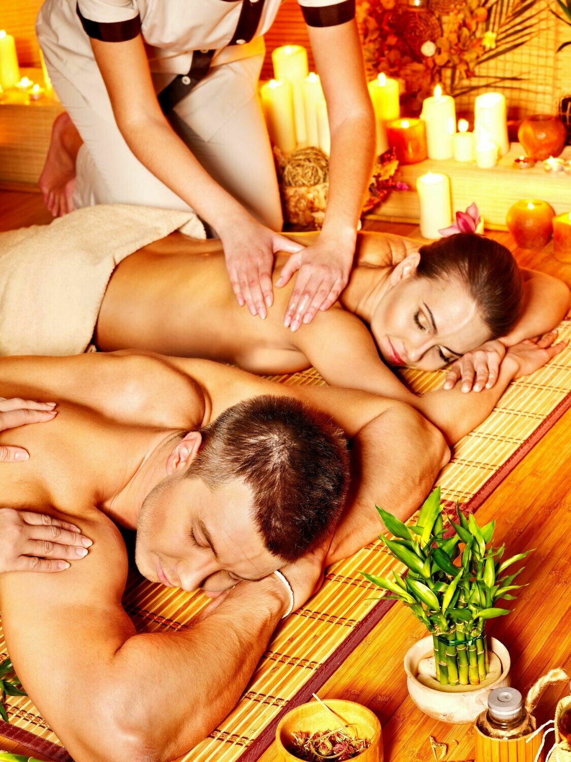 90 Minuten 10er Block Gutschein Thai Classic Massage mit Hotoil