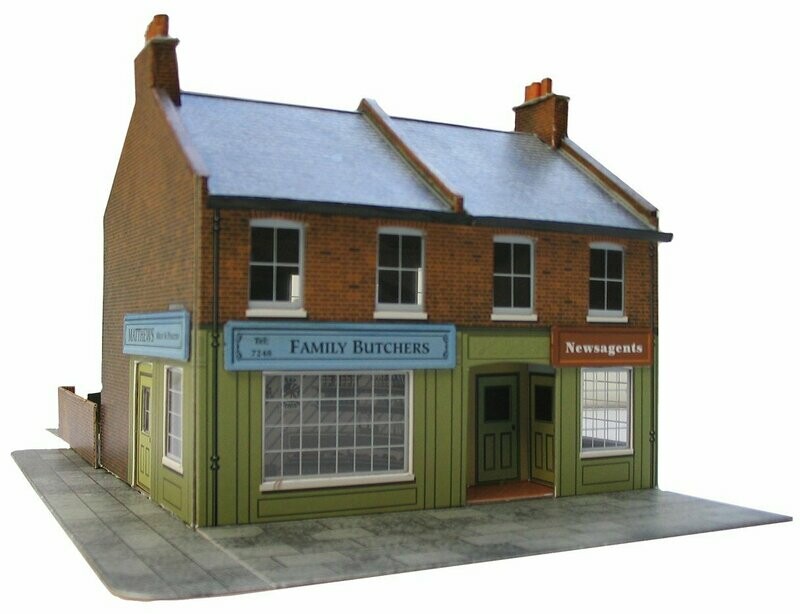 C07 Terrace Corner Shop (Red Brick)