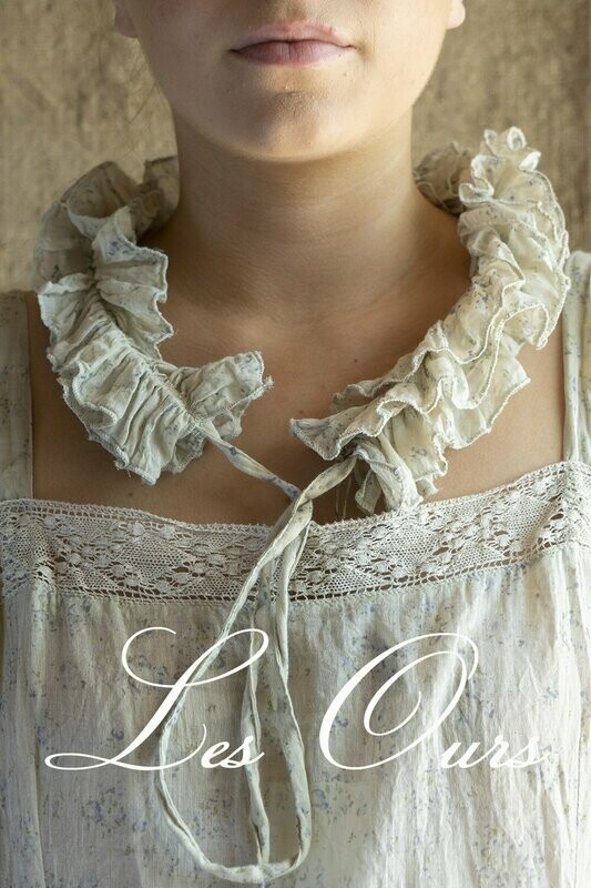 Collier en voile de coton pois bleu Collier en voile de coton pois bleu