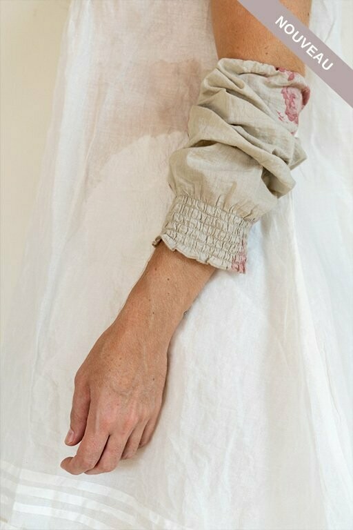 Manchettes voile fleurs -40%