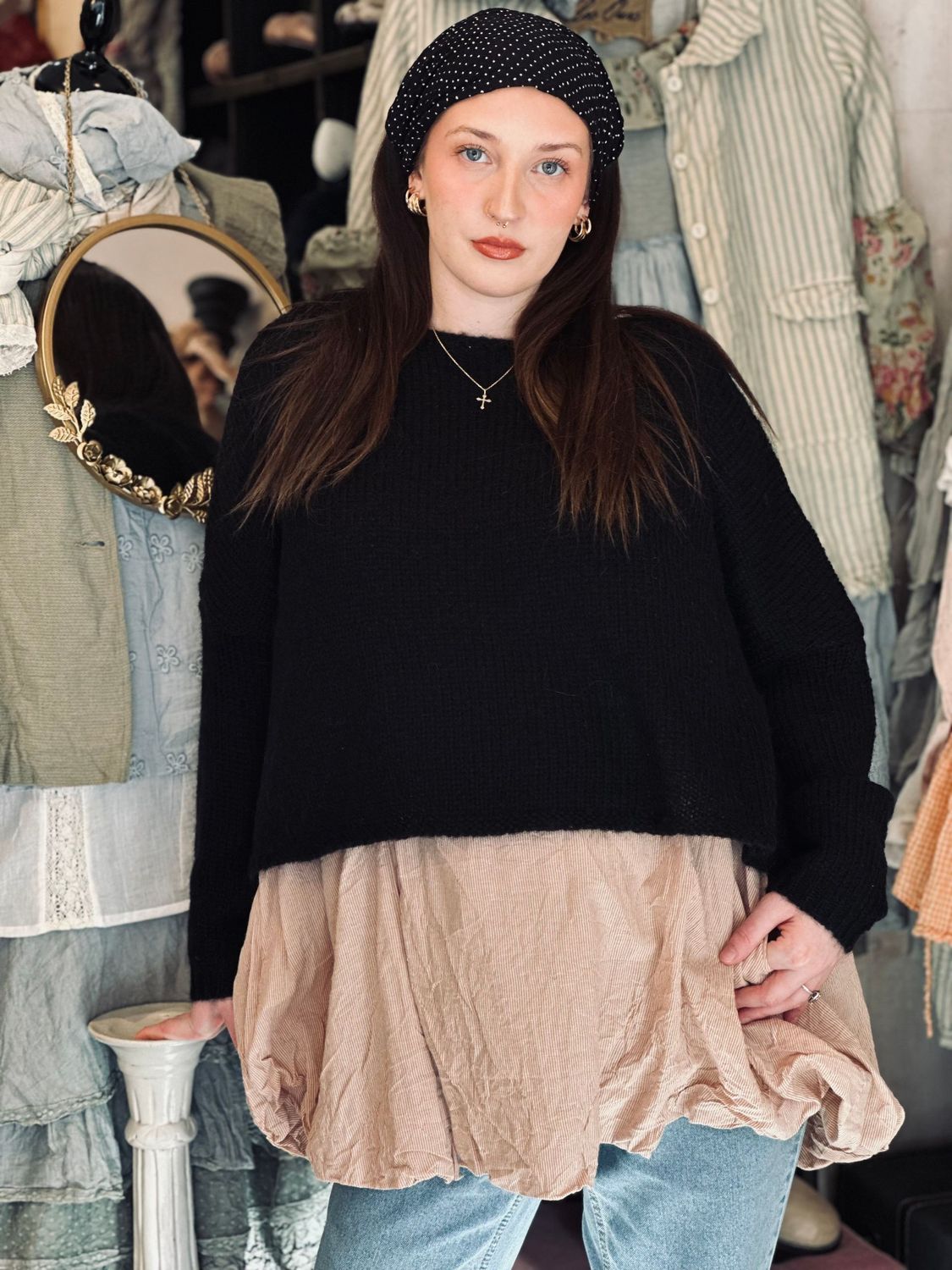 *DERNIERE PIECE Pull Pilou noir TU-40%