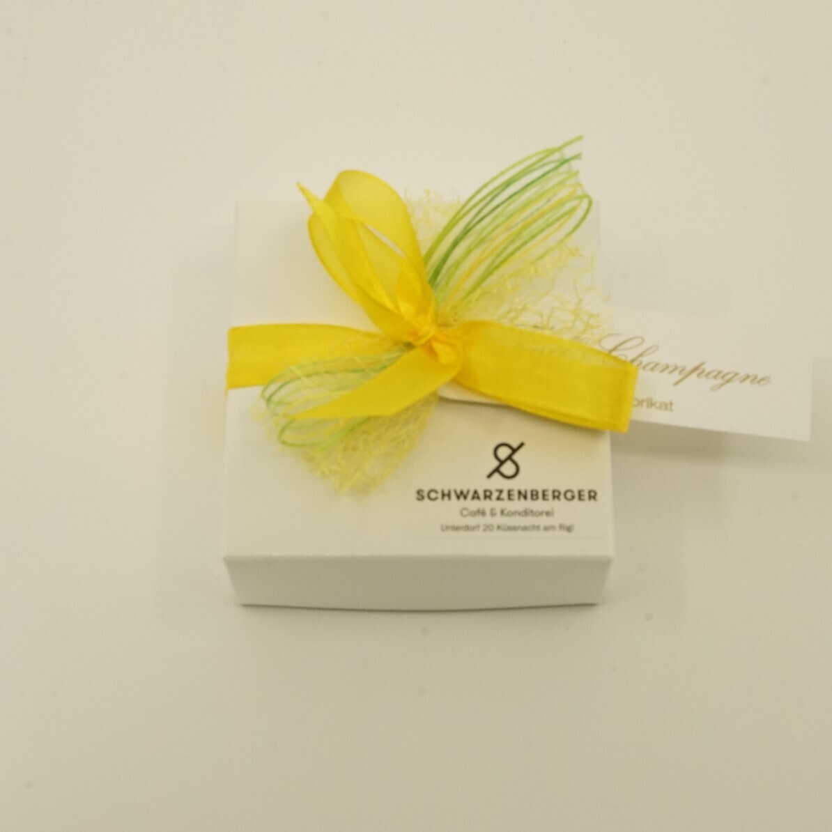 Champagner Truffes mit Alkohol (4 / 9 Pralinen), Anzahl Pralinen: Pralinenschachtel mit 4 Pralinen