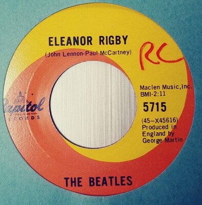 The Beatles - Eleanor Rigby / Yellow Submarine