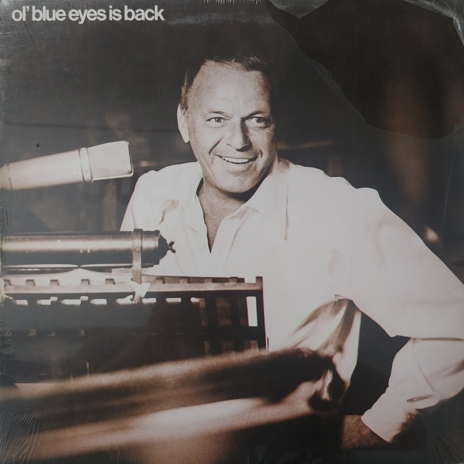 Frank Sinatra - Ol' Blue Eyes is back