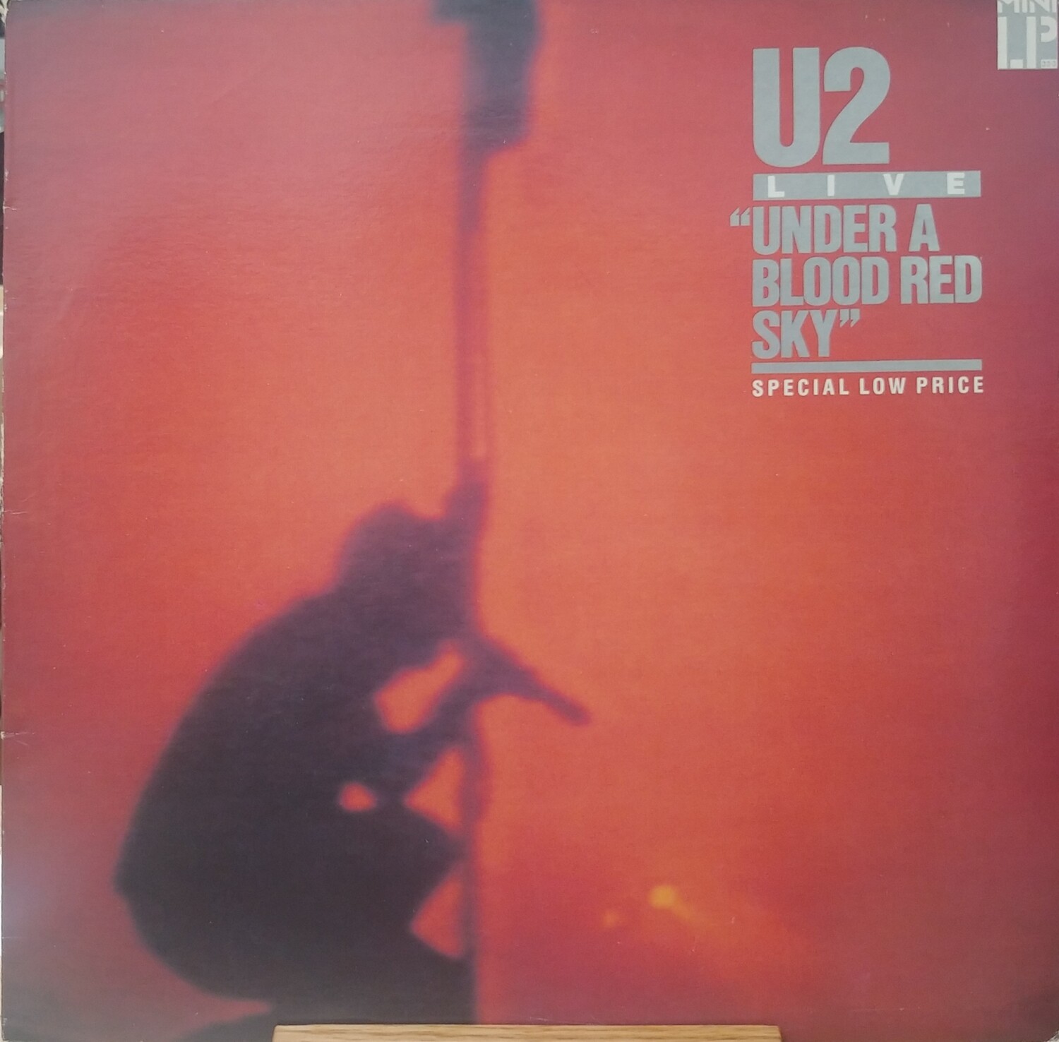 U2 - Under a blood Red sky