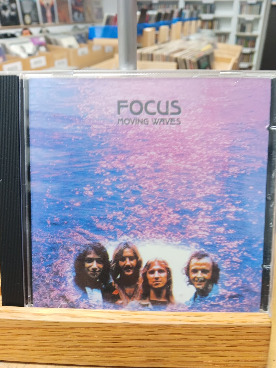 FOCUS - Moving Waves (CD)