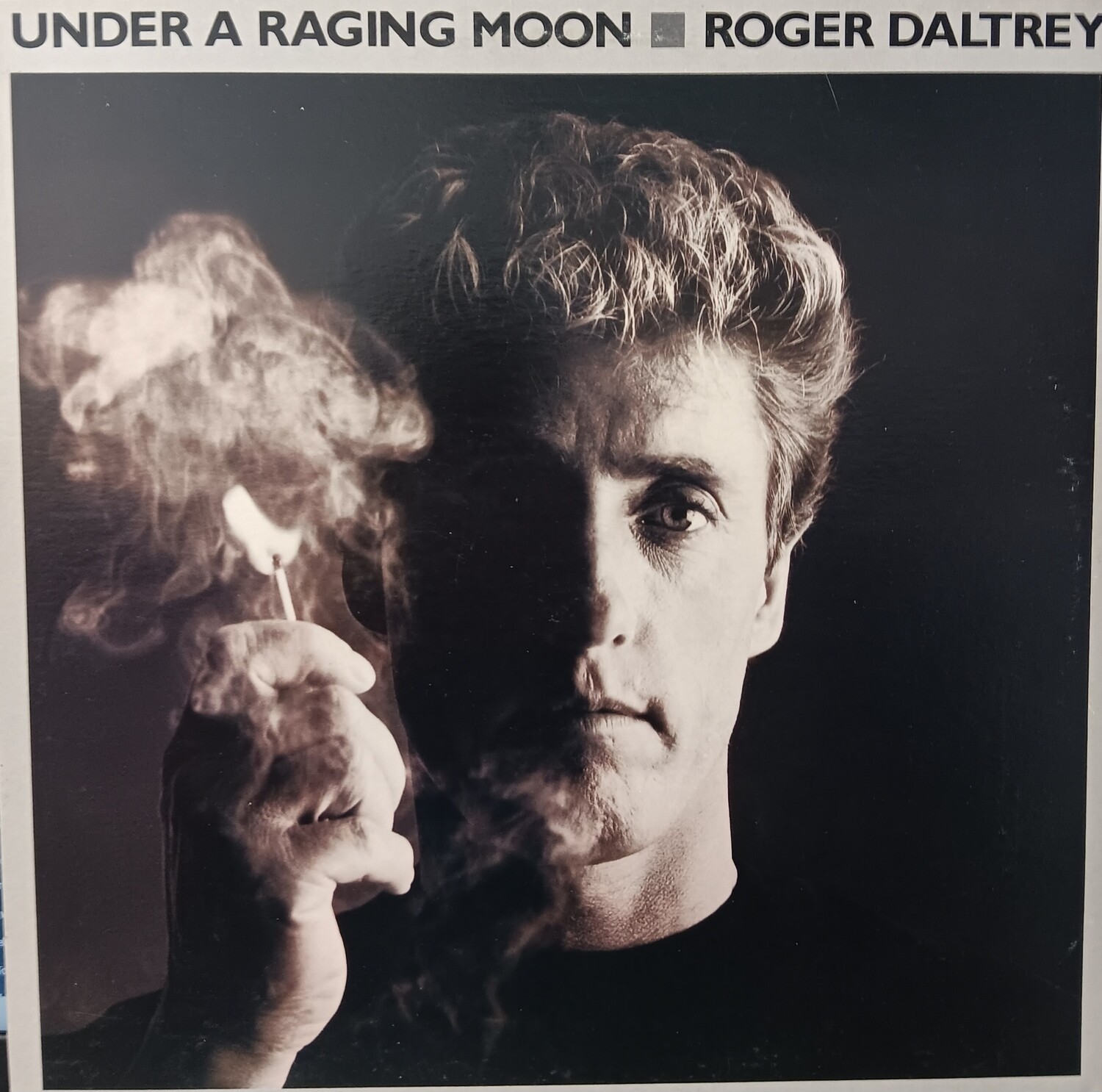 ROGER DALTREY - Under a raging moon