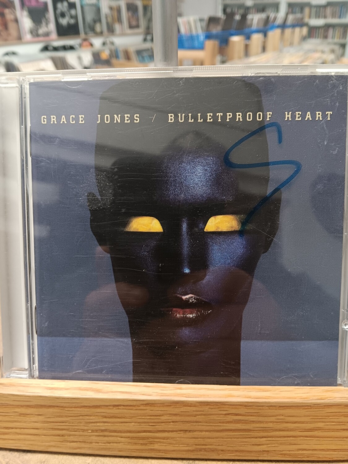 GRACE JONES - Bulletproof Heart (CD)