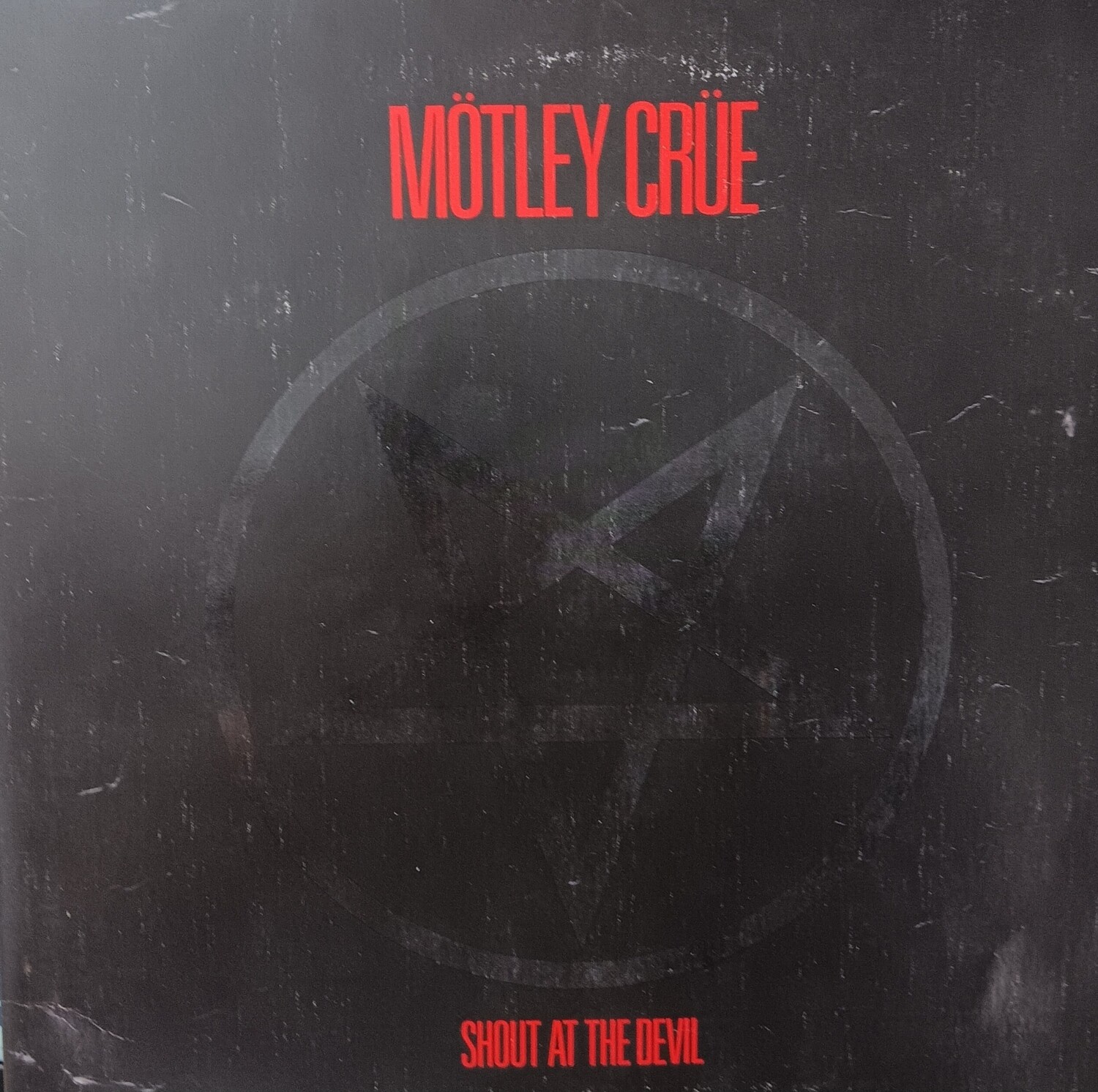 Motley Crue - Shout at the devil (2022)