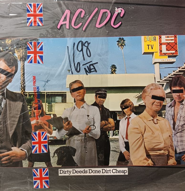 ACDC - Dirty Deeds Done Dirt Cheap (UK)