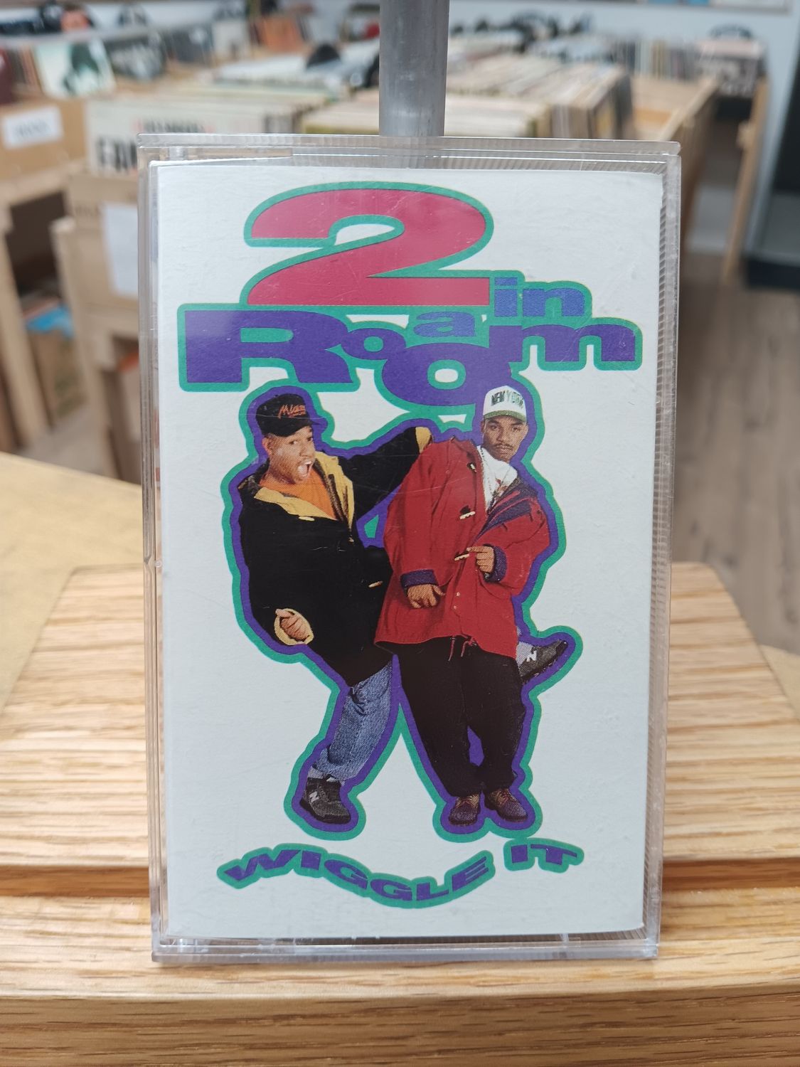 2 IN A ROOM - Wiggle it (CASSETTE)