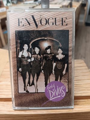 EN VOGUE - Funky Divas (CASSETTE)