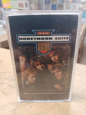 HONEYMOON SUITE - Racing after midnight (CASSETTE)