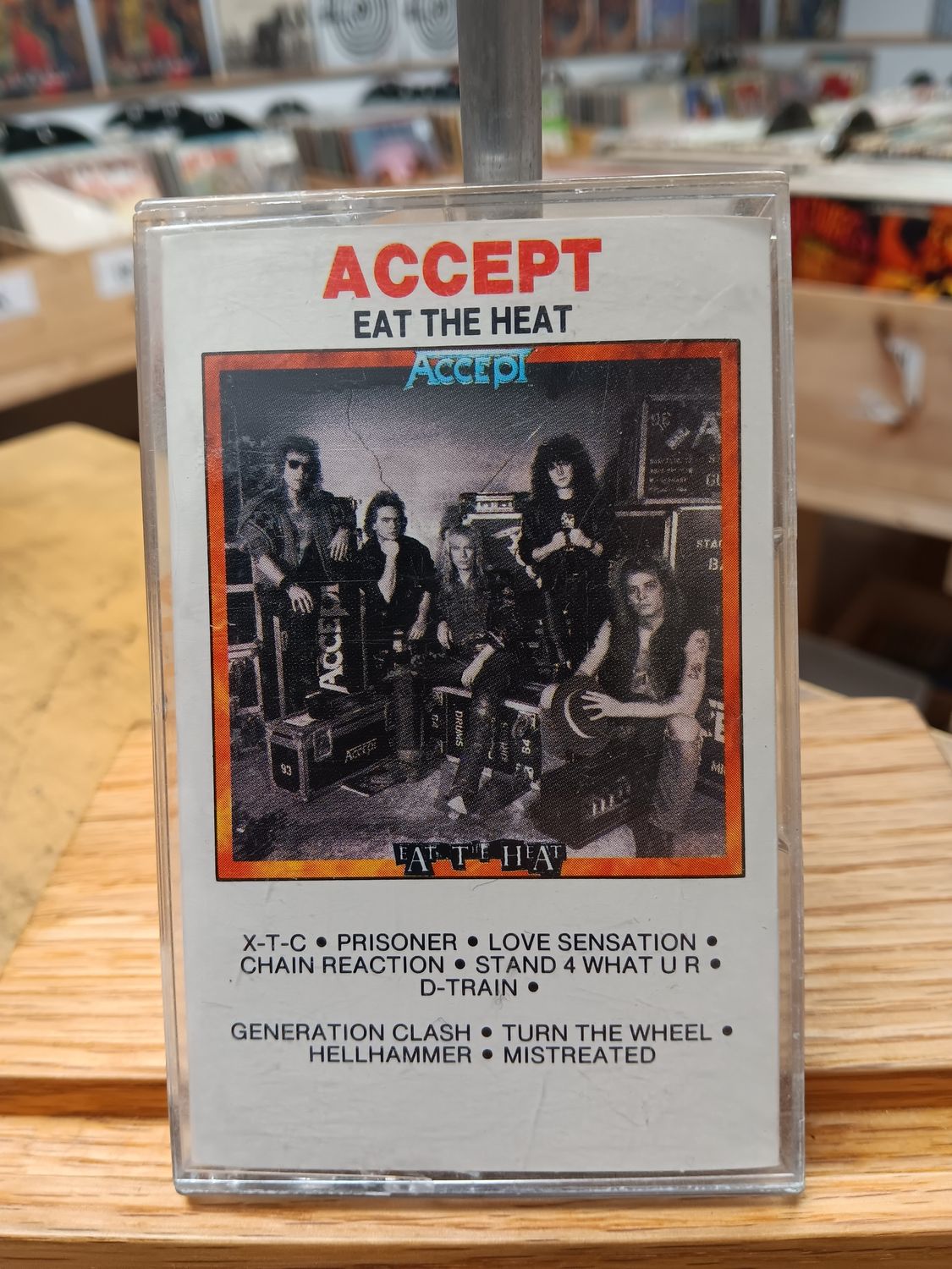 ACCEPT - Eat the heat (CASSETTE)