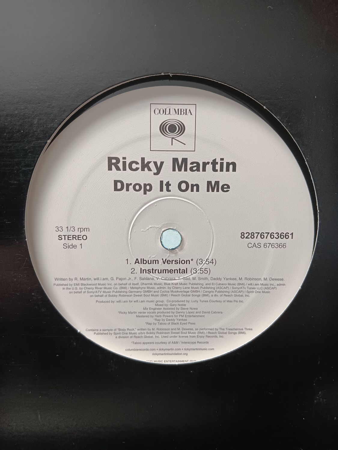 RICKY MARTIN - Drop it on me (MAXI)