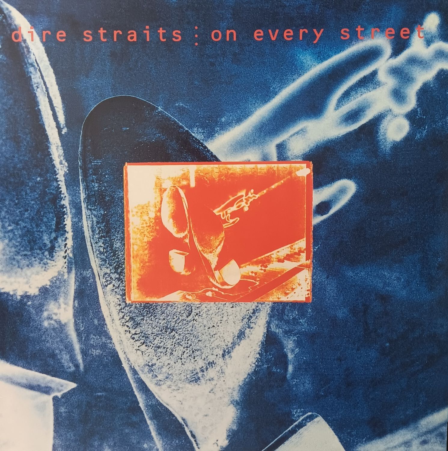 DIRE STRAITS - On every street