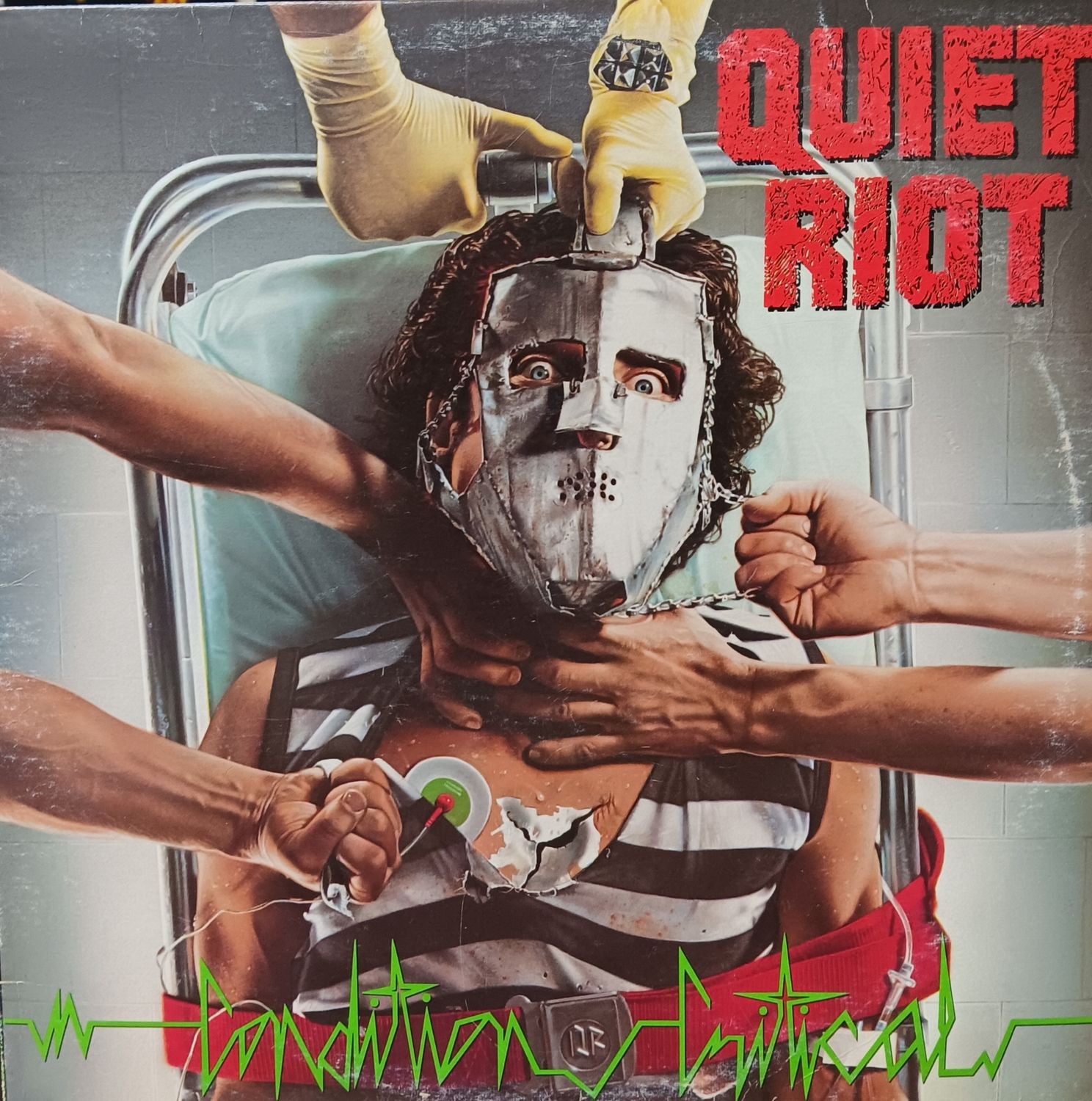 QUIET RIOT - Condition critical