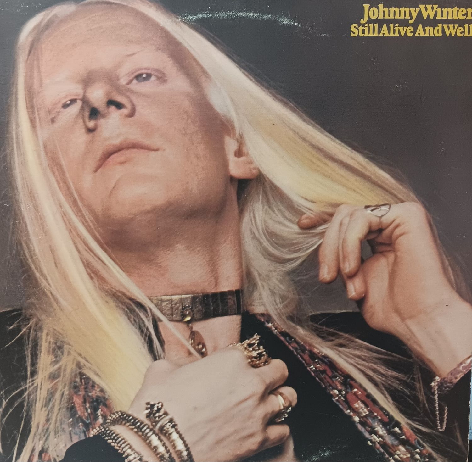 JOHNNY WINTER - Still alive and well