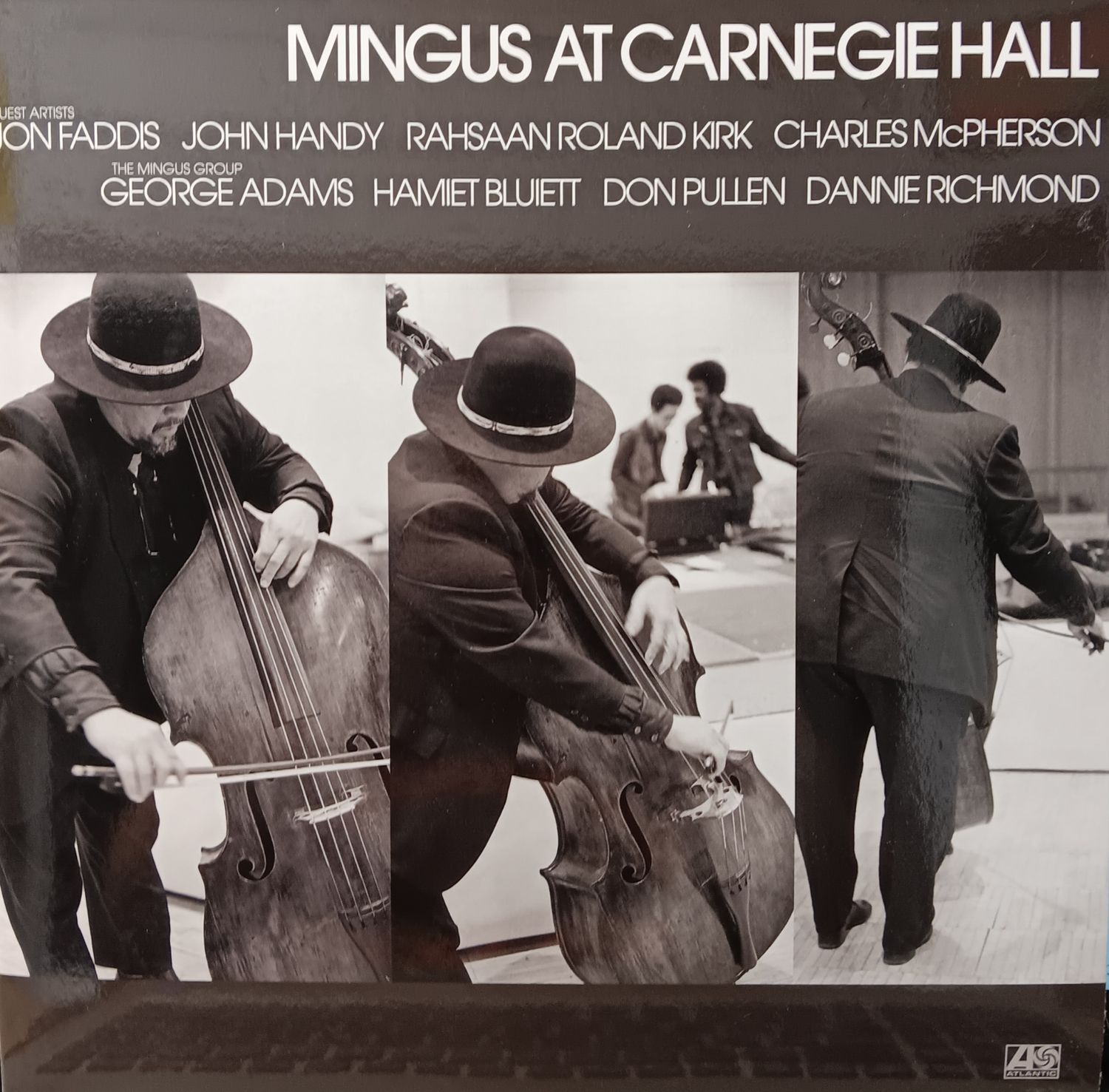 CHARLES MINGUS - Mingus at Carnegie Hall (US 2021)